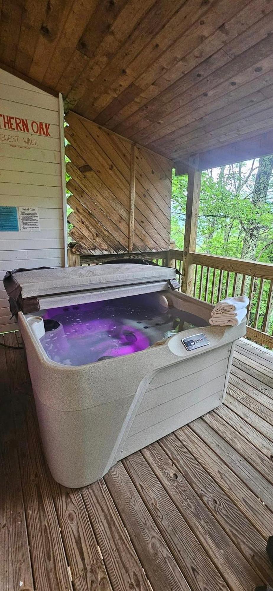 Southern Oak At Chalet Village - 5 Minutes From Gatlinburg And National Park ภายนอก รูปภาพ