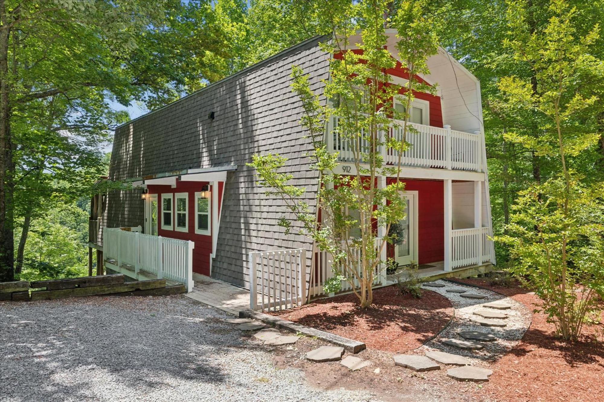 Southern Oak At Chalet Village - 5 Minutes From Gatlinburg And National Park ภายนอก รูปภาพ