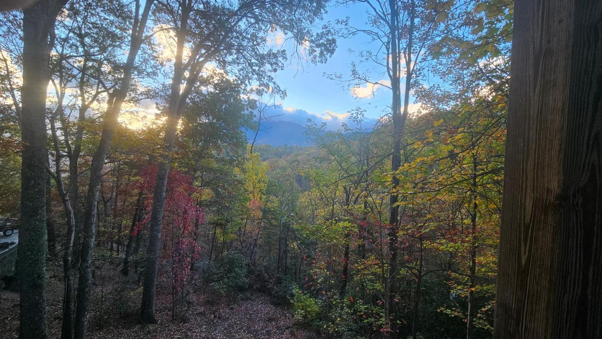 Southern Oak At Chalet Village - 5 Minutes From Gatlinburg And National Park ภายนอก รูปภาพ