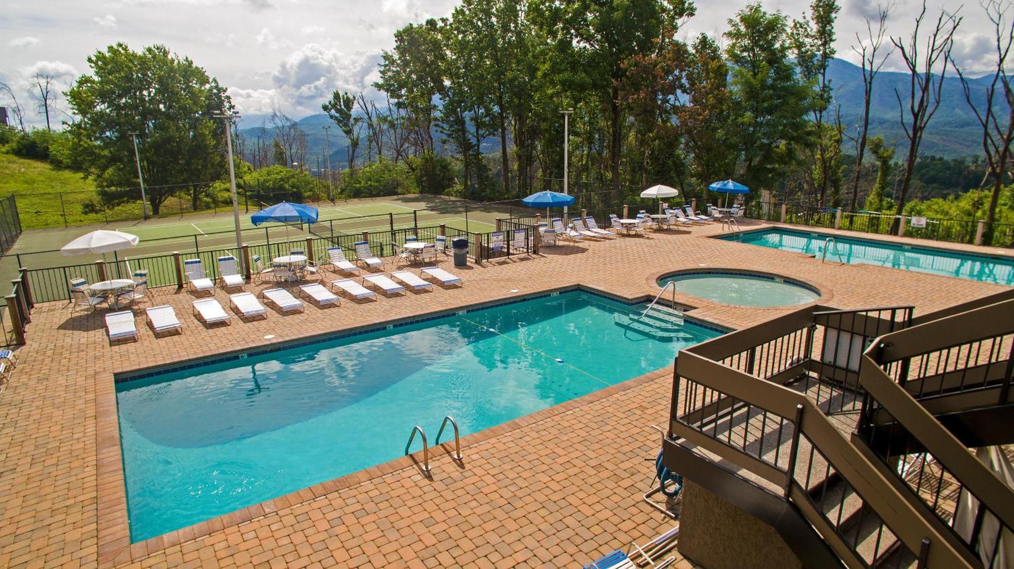 Southern Oak At Chalet Village - 5 Minutes From Gatlinburg And National Park ภายนอก รูปภาพ